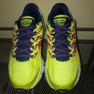 Saucony ISO Women’s Hurricane Running Shoes